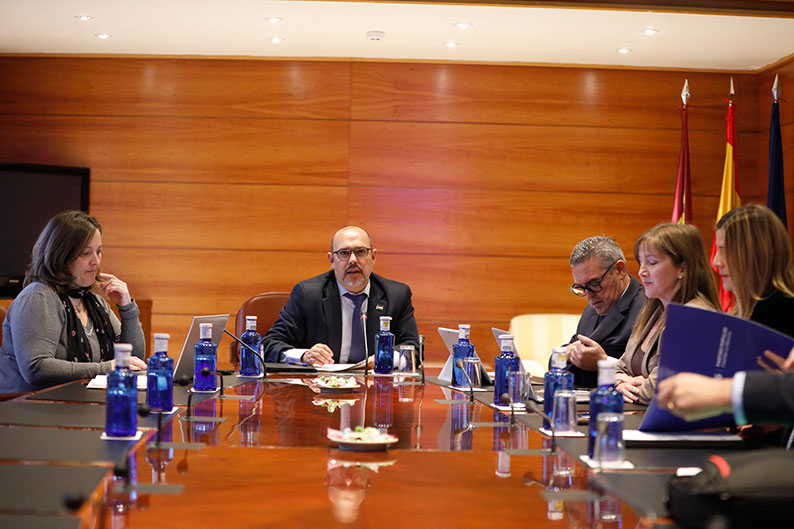 El próximo Pleno en las cortes de CLM aborda la reforma del Reglamento de la Cámara sobre el control de los gastos de los grupos y dos PNL sobre vivienda y caminos rurales