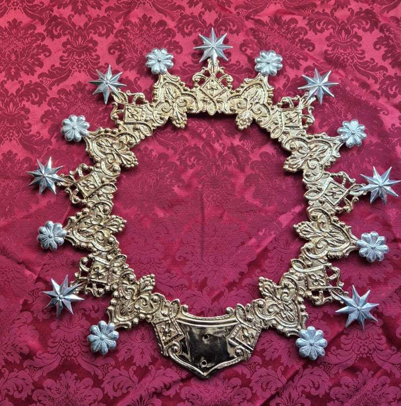 La histórica aureola de “Ntra Sra del Mayor Dolor” vuelve a brillar tras una cuidada restauración 2 restauracionaureola 5