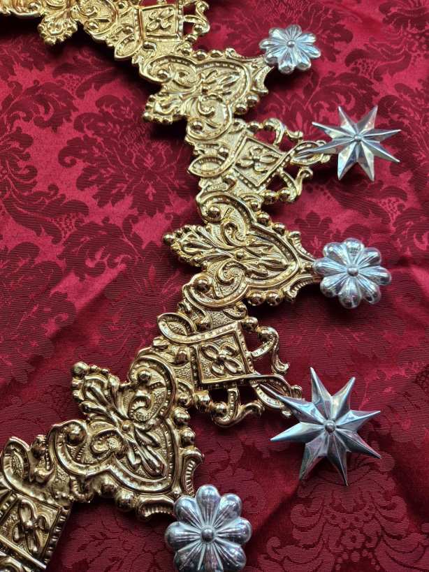 La histórica aureola de “Ntra Sra del Mayor Dolor” vuelve a brillar tras una cuidada restauración 3 restauracionaureola 6