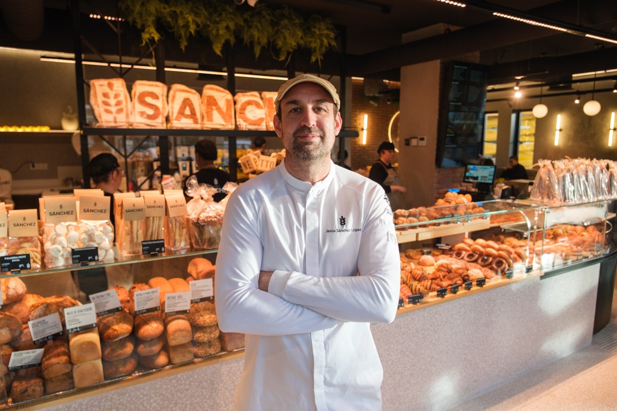 Sánchez inaugura su segundo Bakery Café en Alcázar de San Juan, reforzando su apuesta por la calidad artesanal