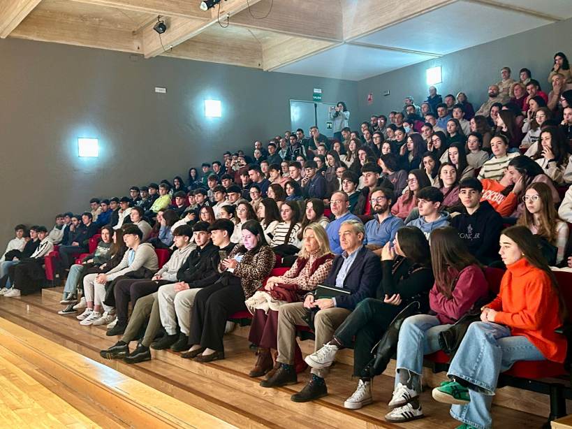 La Subdelegación del Gobierno acerca la memoria democrática a la juventud en Tomelloso 2 subdelegacion memoria democratica tomelloso 3