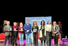 El Teatro Municipal de Almagro acoge el encuentro “La democracia con voz de mujer, en femenino”