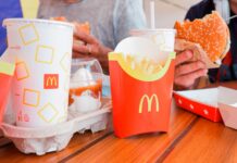 Tomelloso estrena hoy McDonald’s en el nuevo centro comercial: colas, bandejas y ambiente espectacular