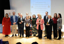 Tomelloso rinde homenaje a seis docentes jubilados en un acto cargado de emoción y reconocimiento