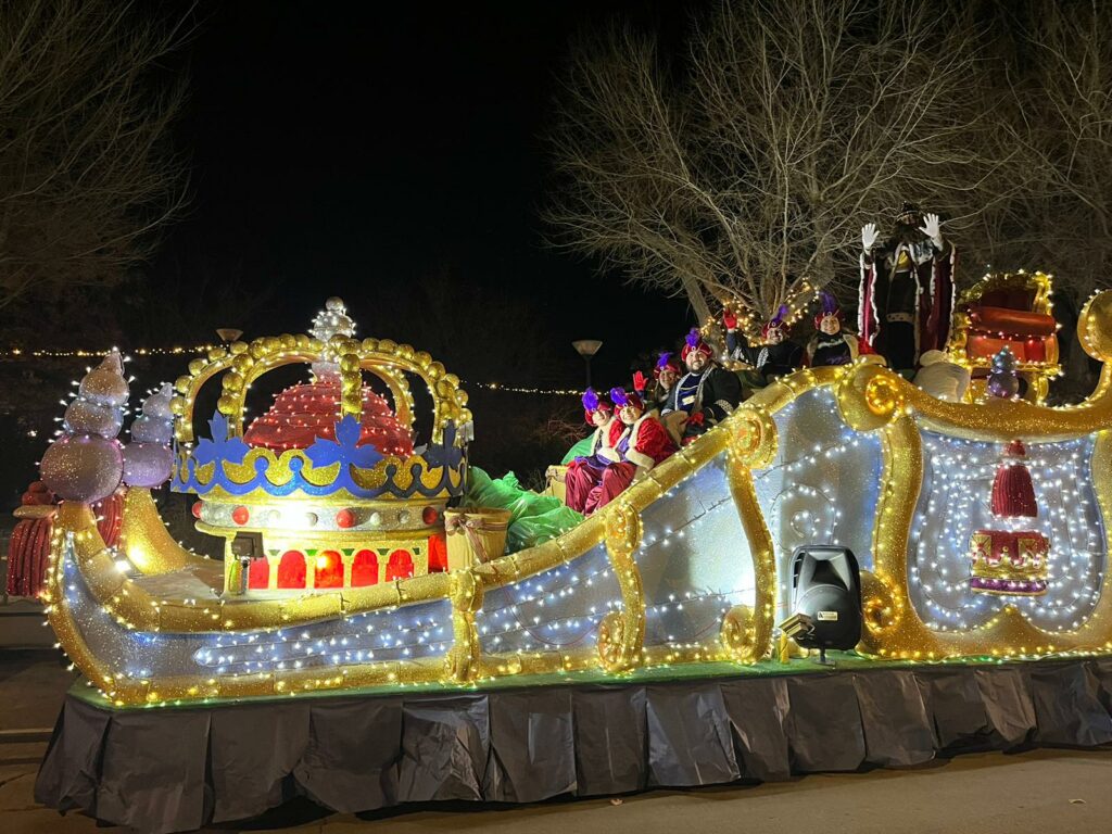 La brillante Cabalgata de los Reyes Magos puso el broche de oro a unas Fiestas Navideñas con mucha participación en Villarrubia de los Ojos 6 cabalgata villarrubia 3