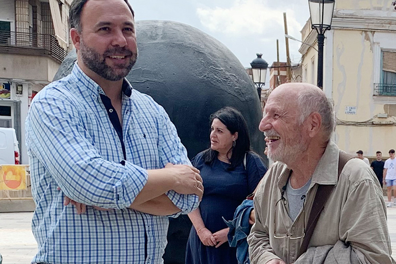 Carta del alcalde Javier Navarro a Antonio López en su 90 cumpleaños