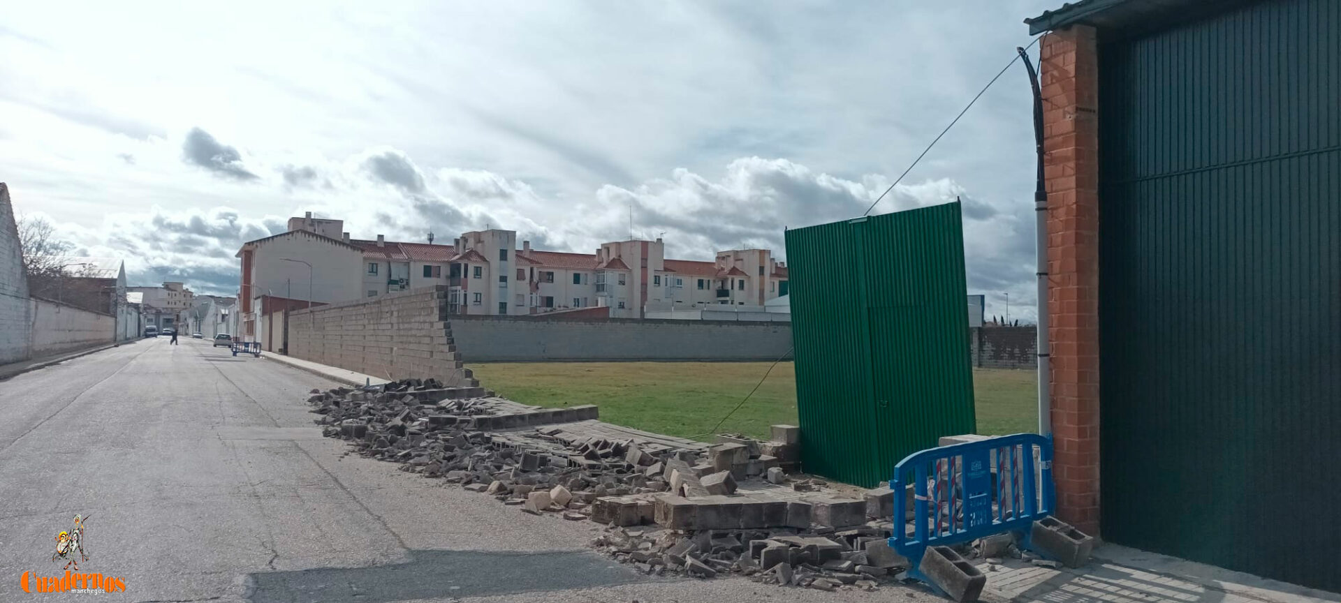 Día de viento duro en Tomelloso: daños en calle Norte, en el Polígono Industrial El Bombo y en numerosos puntos de la ciudad