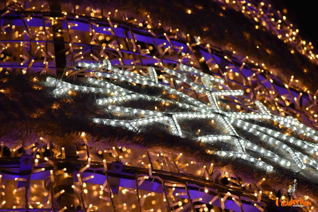 Tomelloso, Villanueva de la Fuente, Herencia y Villarta de San Juan pugnan por ser el mejor municipio iluminado de la Navidad 4 encendidotomelloso