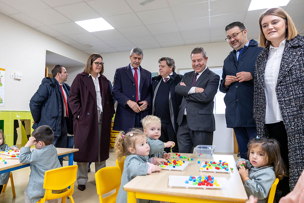 García-Page inaugura la escuela infantil 