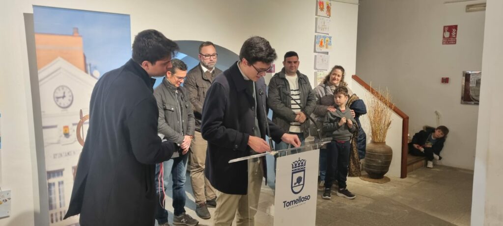 Inaugurado en Tomelloso el Concurso Escolar de Dibujo de San Antón en la Posada de Los Portales 3 exposiciondibujossananton tomelloso 3