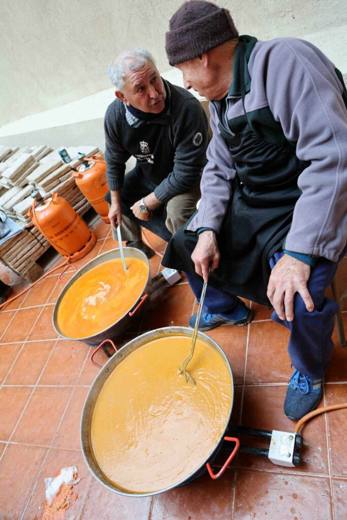 Pastrana volvió a encontrarse en la ronda de los quintos y en las migas y gachas 4 fiestas pastrana 09