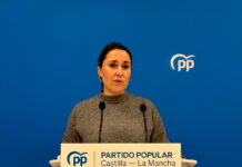 Hernández critica “la nueva cortina de humo” de Sánchez con la regularización masiva y exige explicaciones a Page por su silencio