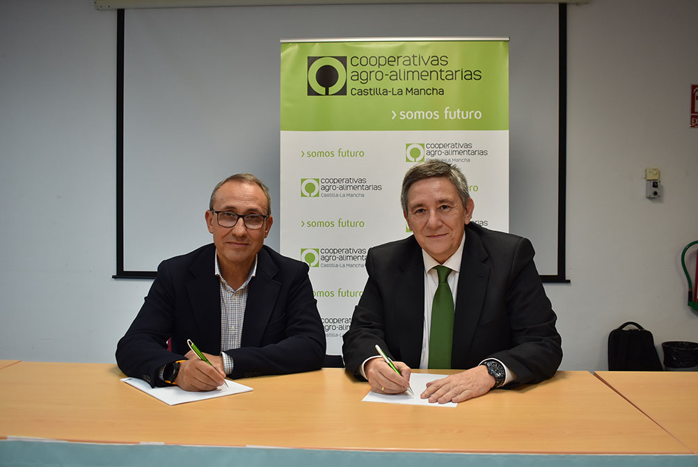 Iberdrola y Cooperativas Agro-Alimentarias de Castilla-La Mancha firman un convenio para impulsar la descarbonización