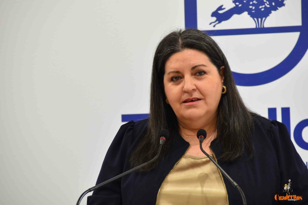 El Ayuntamiento de Tomelloso da un nuevo brillo a la obra de Francisco Carretero con una innovadora iluminación 3 El Ayuntamiento de Tomelloso da un nuevo brillo a la obra de Francisco Carretero con una innovadora iluminación