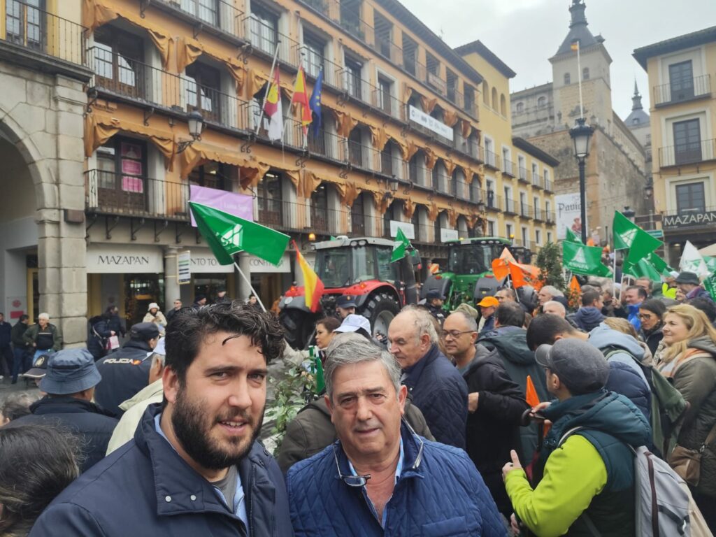 Agricultores de Villarrubia de los Ojos se suman a la manifestación agraria y ganadera de Toledo 1 manifestacionasaja villarrubia 3