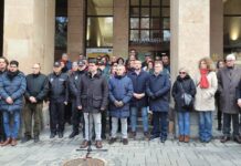 La delegación de la Junta en Albacete se suma al minuto de silencio en memoria de las víctimas del accidente ferroviario ocurrido en Córdoba La delegación de la Junta en Albacete se suma al minuto de silencio en memoria de las víctimas del accidente ferroviario ocurrido en Córdoba