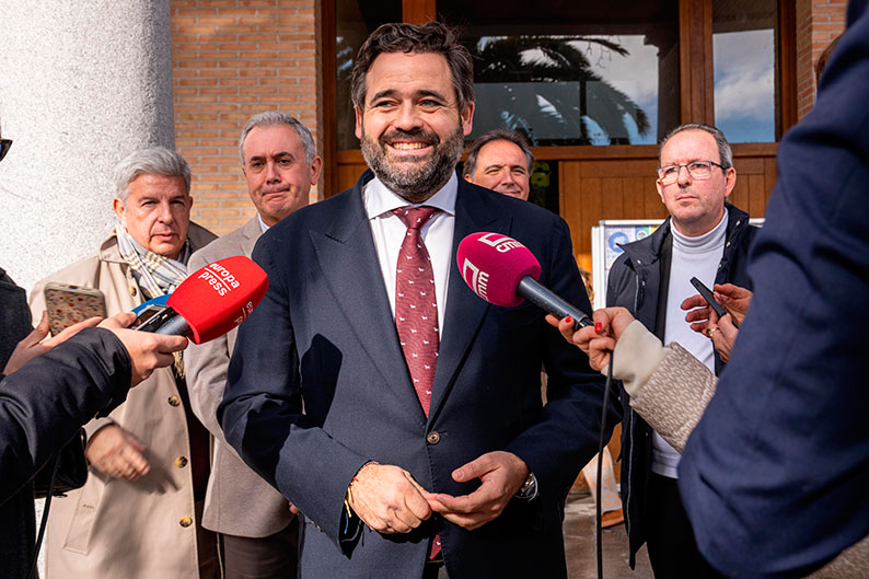 Núñez afirma que Page “se quitó la careta” al confirmar que sus diputados votarán a favor de la financiación autonómica que “humilla” a Castilla-La Mancha  