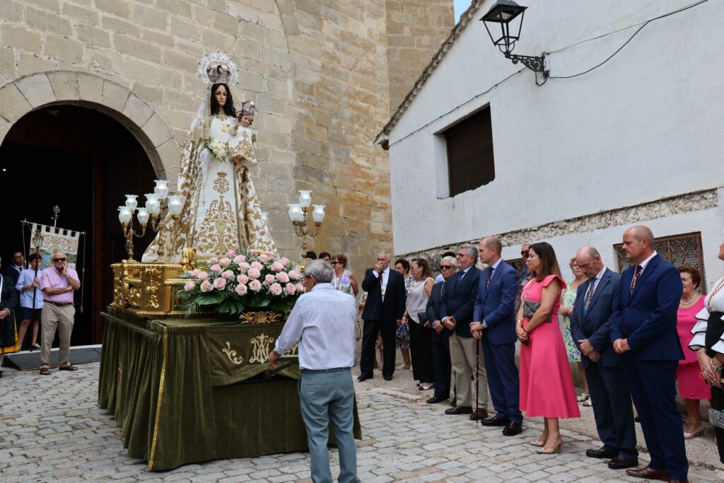 Pareja culmina un año de repleto de inversiones, como la nueva piscina municipal o la farmacia 5 parejanavidad 5