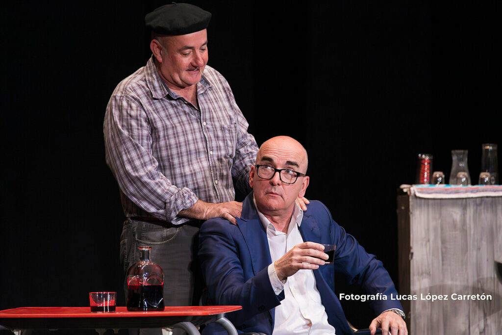 El XX Certamen Nacional de Teatro Aficionado “Viaje al Parnaso” conquista al público con Un mes tú, un mes yo 3 parnaso argamasilla 4