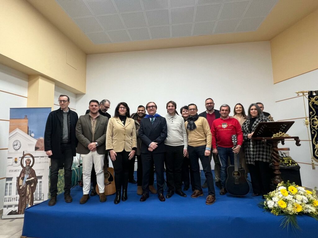 Pepe Sánchez abre el pregón de San Antón 2026 recordando que la lumbre también es familia 10 pregon san anton pepe sanchez 09