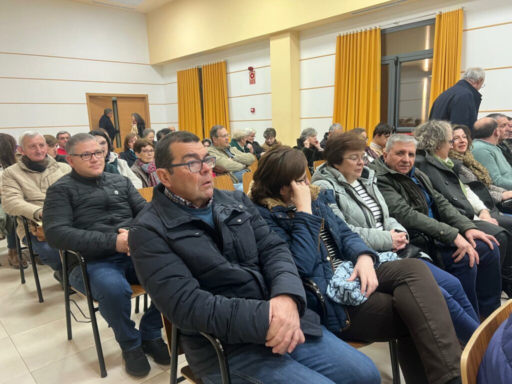 Pepe Sánchez abre el pregón de San Antón 2026 recordando que la lumbre también es familia 13 pregon san anton pepe sanchez 12