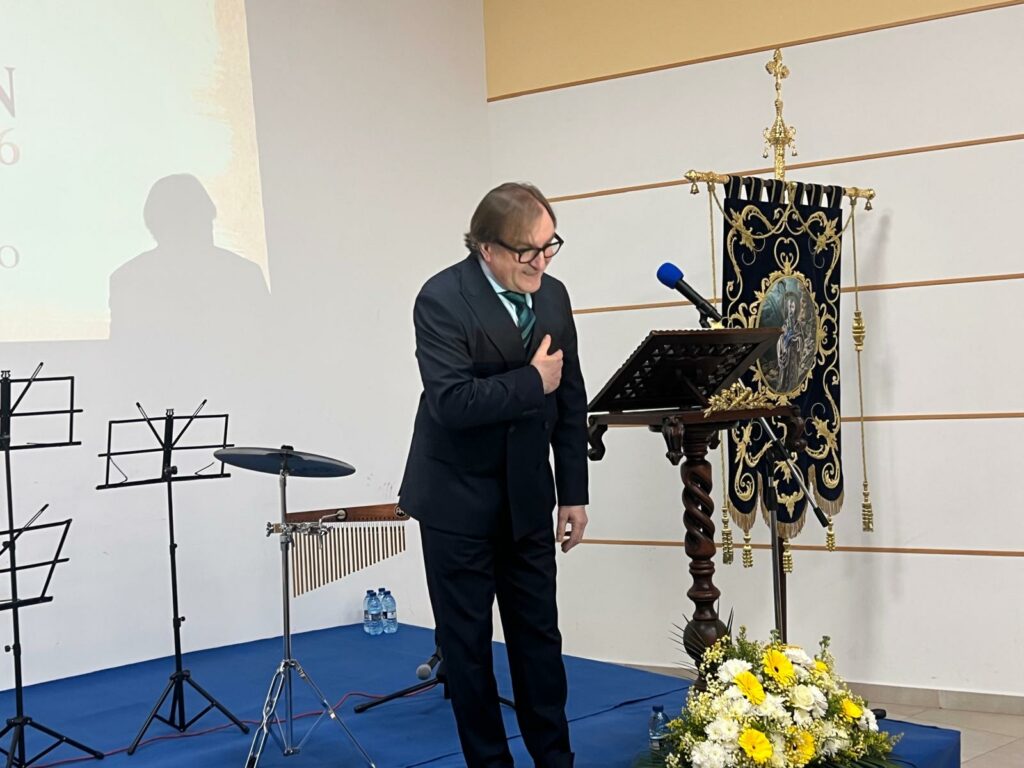 Pepe Sánchez abre el pregón de San Antón 2026 recordando que la lumbre también es familia 14 pregon san anton pepe sanchez 13