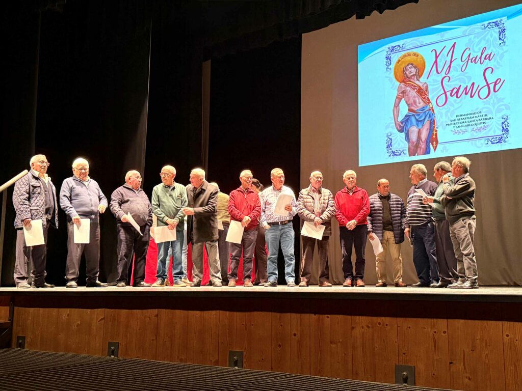 La lectura del pregón y el homenaje a los quintos nacidos en 1950 protagonistas en la apertura de la festividad de San Sebastián 8 pregonvillacanas 9