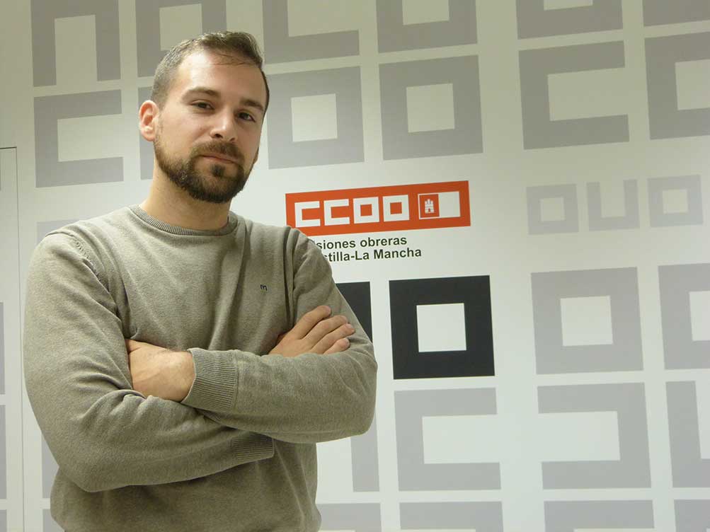 CCOO se pone a disposición de las personas migrantes en situación irregular para informarles del proceso de regularización