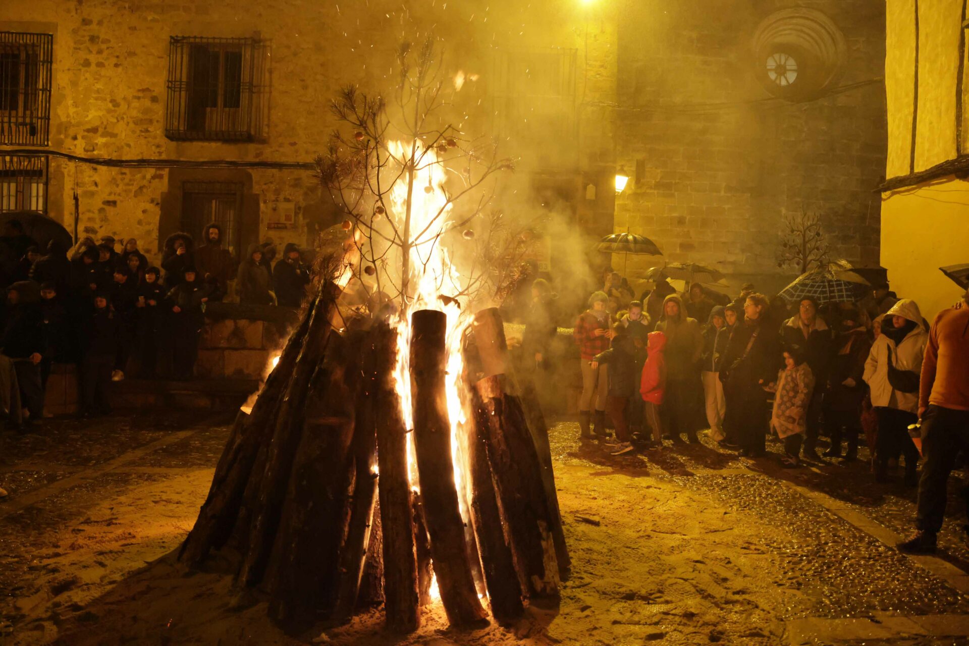 Sigüenza celebra las vísperas de San Vicente con respeto y tradición