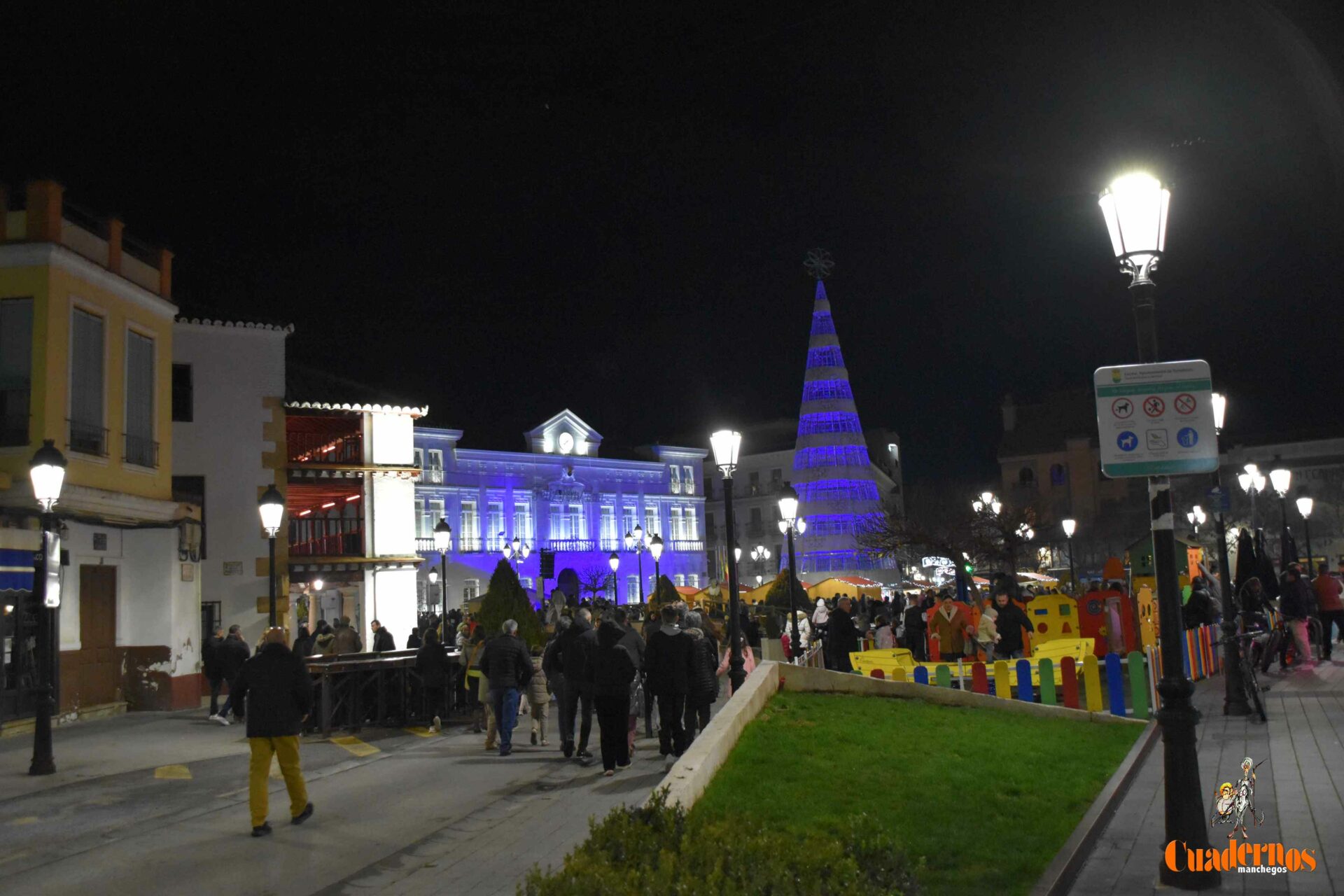 Tomelloso se cuela en las primeras votaciones de “Mi Escapada Favorita” para elegir el mejor alumbrado navideño