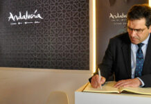 Valverde traslada en FITUR la solidaridad de toda la provincia de Ciudad Real con Cordoba y Huelva tras la tragedia ferroviaria de Adamuz