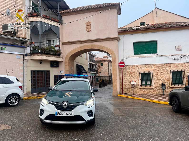 Detenido el presunto autor de una oleada de vandalismo: 23 coches dañados en Mondéjar