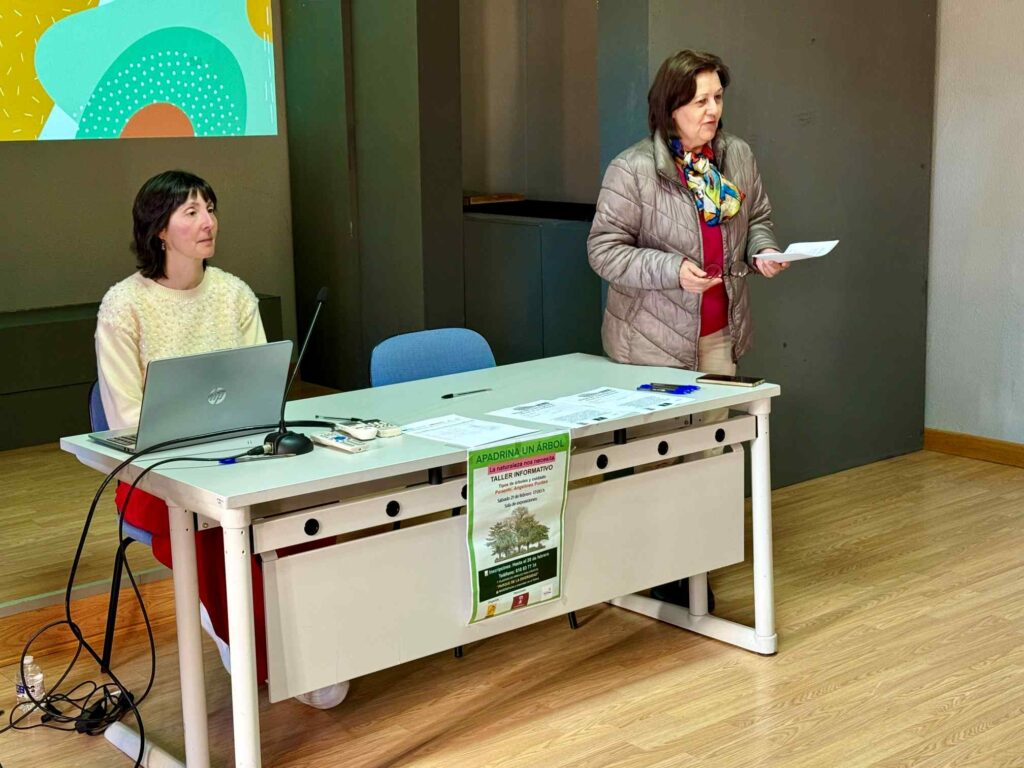 Cerca de 20 personas participan en Villacañas en la charla informativa del proyecto “Apadrina un árbol” para crear el Parque de la Diversidad 2 apadrina un arbol 7