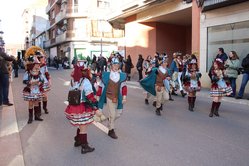 Harúspices se alza con el segundo premio en el Concurso Regional de Carrozas y Comparsas de Valdepeñas 21 arcoiris valdepenas 2