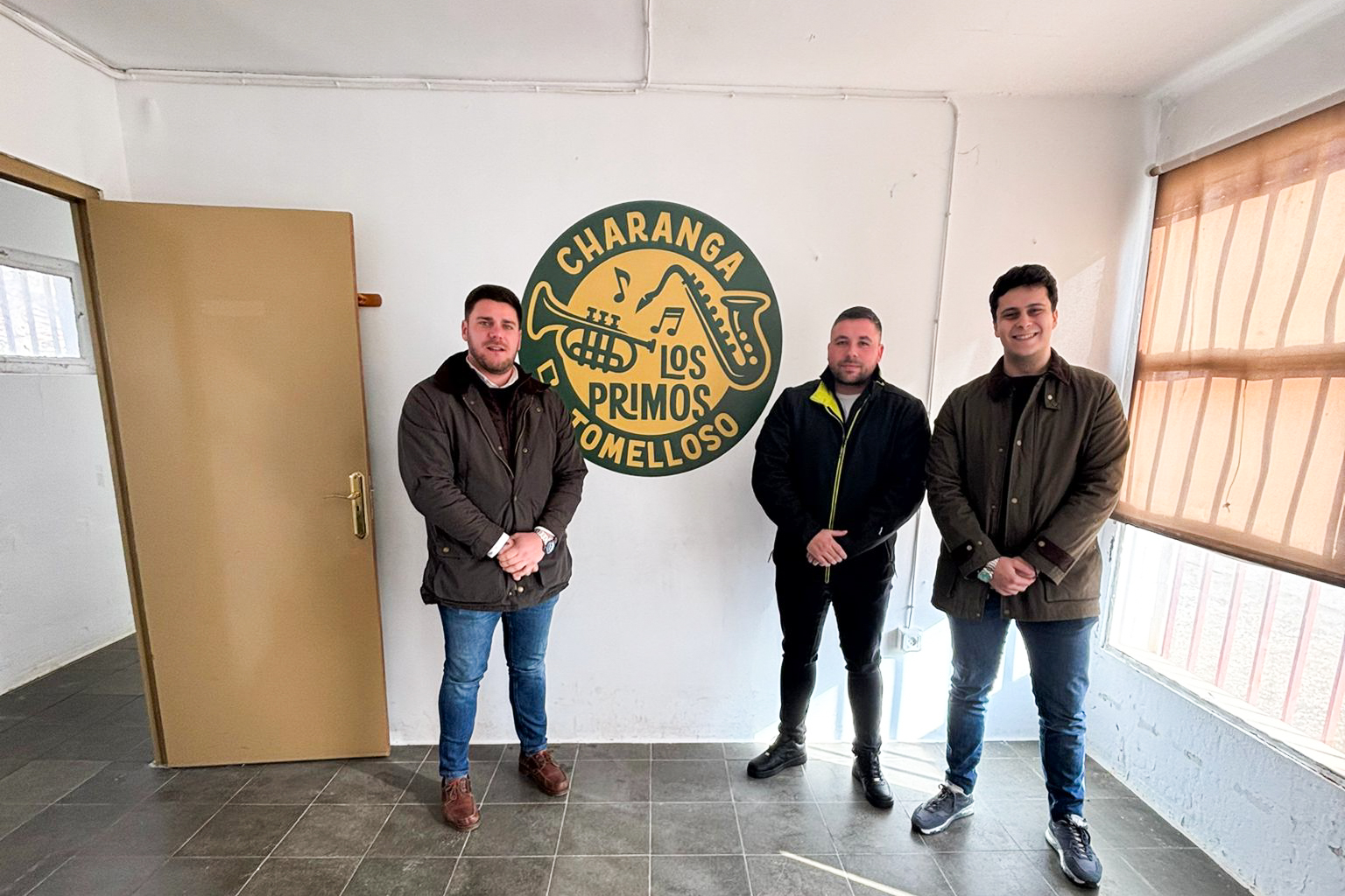Ayuntamiento y la Charanga “Los Primos” firman un convenio de colaboración para dinamizar las fiestas locales