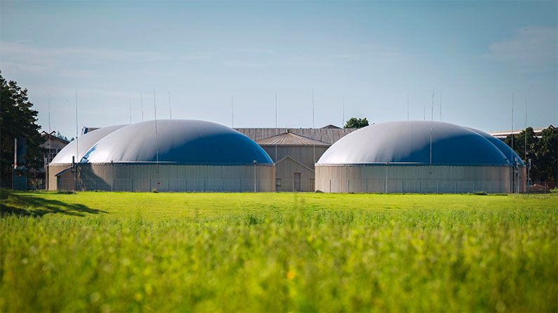 Vecinos de Campos del Paraíso denuncian la proyección de una segunda planta de biogás junto a la ya conocida y alertan de un problema estructural en la comarca
