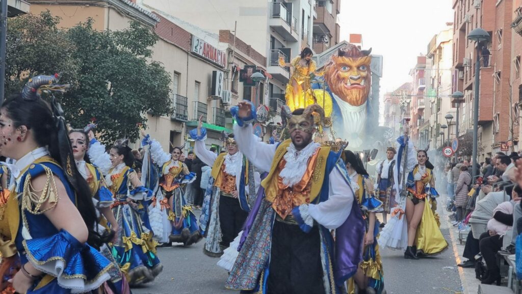 Harúspices se alza con el segundo premio en el Concurso Regional de Carrozas y Comparsas de Valdepeñas 12 carnaval valdepenas 2026