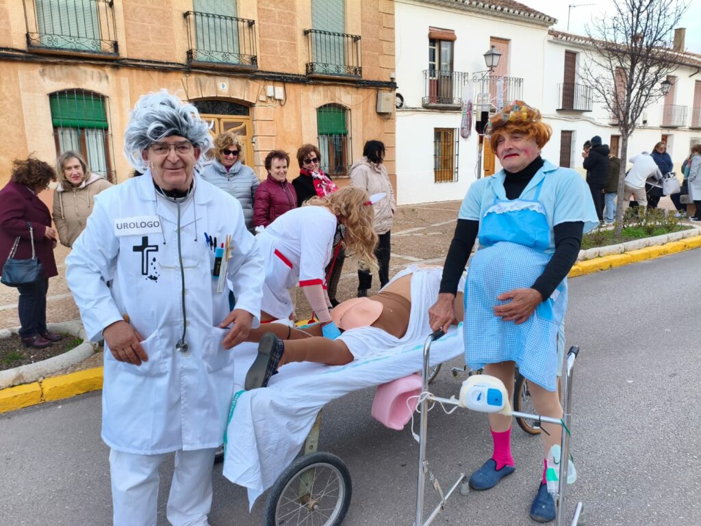 El Carnaval llena de color y creatividad las calles de Villanueva de los Infantes 8 carnavalvillanuevainfantes 3