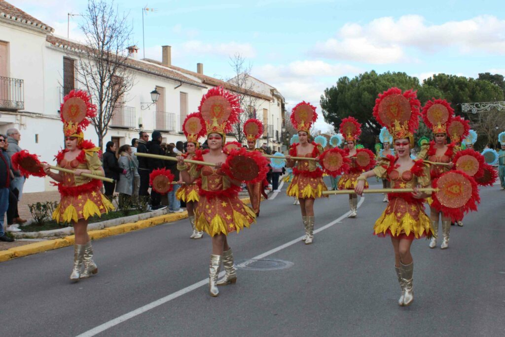 El Carnaval llena de color y creatividad las calles de Villanueva de los Infantes 2 carnavalvillanuevainfantes 4