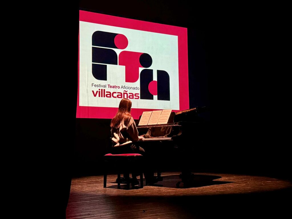 Carpe Diem Teatro de Tomelloso se suma al 51º Festival de Villacañas con “La Visita” 7 carpediem .teatro villacanas 8