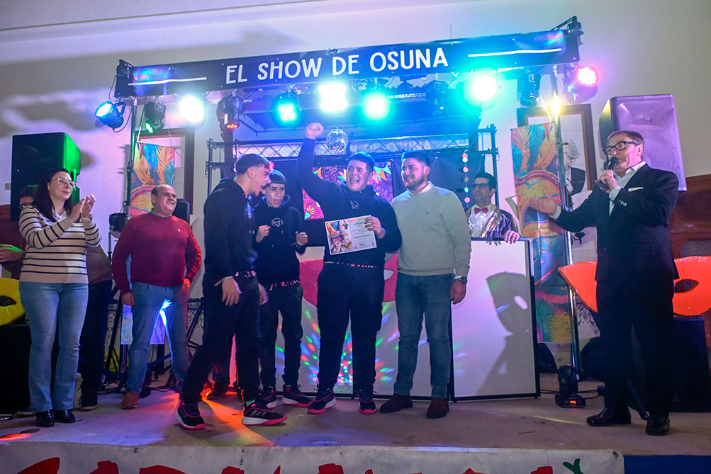 “Stacazzo” arrasa en el II Concurso de Charangas: primer premio con 197 puntos