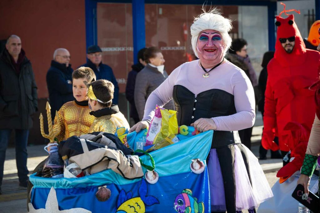 El desfile infantil desbordó ilusión y fantasía en Argamasilla de Alba 13 desfile infantil carnaval argamaslla de alba 14