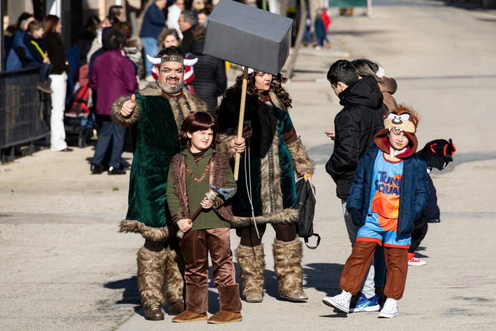 El desfile infantil desbordó ilusión y fantasía en Argamasilla de Alba 17 desfile infantil carnaval argamaslla de alba 18