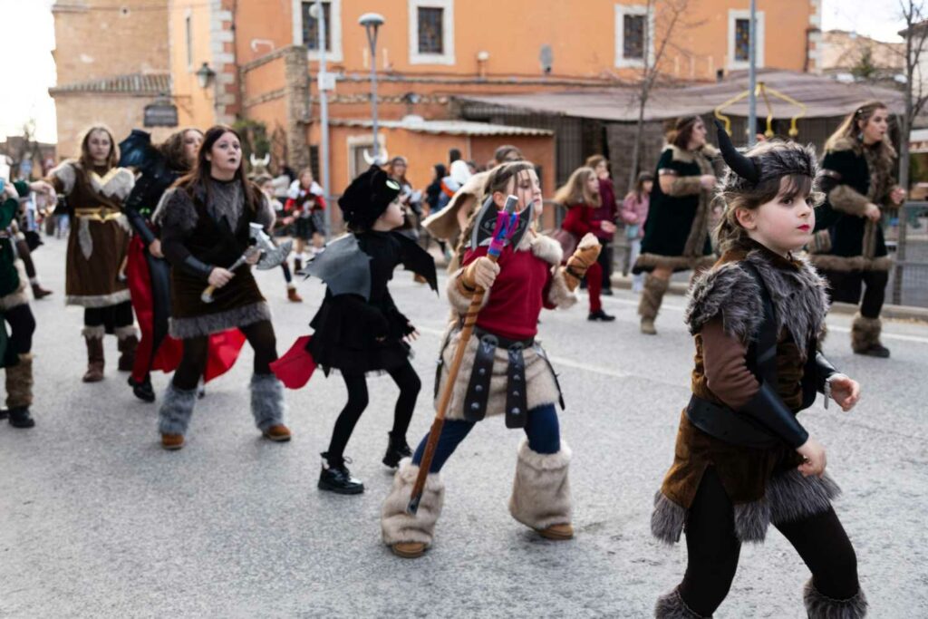 El desfile infantil desbordó ilusión y fantasía en Argamasilla de Alba 32 desfile infantil carnaval argamaslla de alba 33
