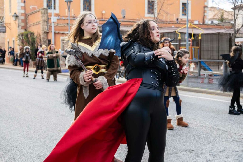 El desfile infantil desbordó ilusión y fantasía en Argamasilla de Alba 33 desfile infantil carnaval argamaslla de alba 34