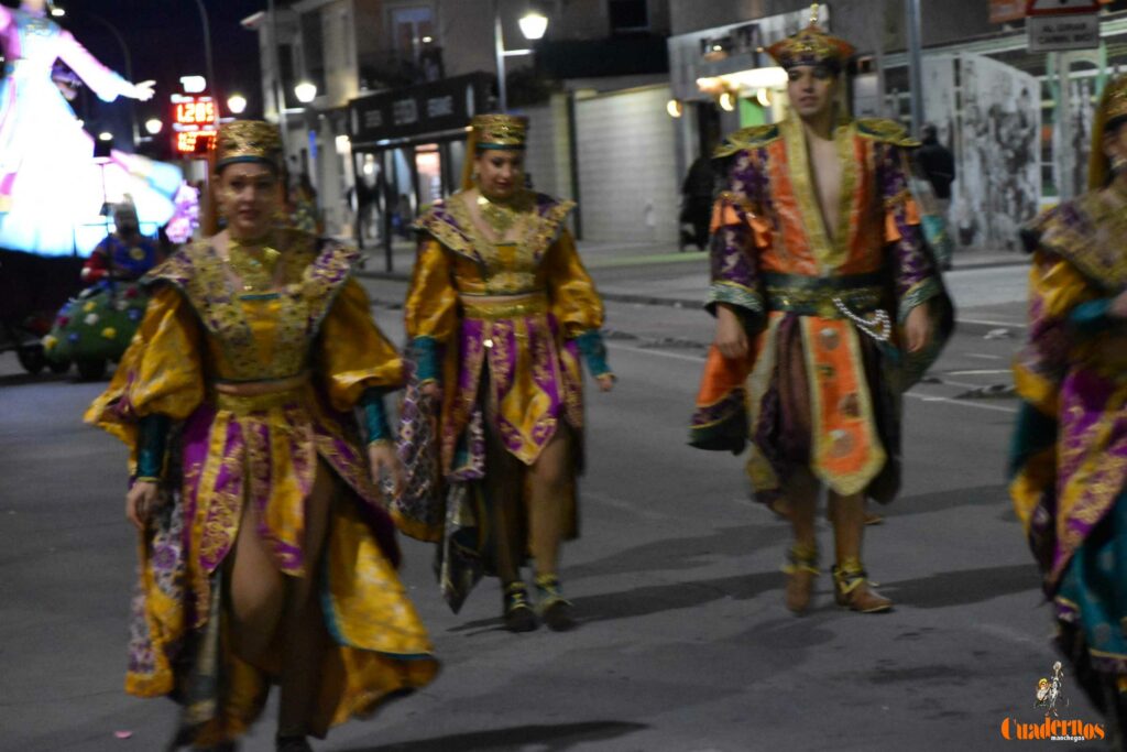 Tomelloso se planta ante el viento y firma un Desfile Nacional de Carrozas y Comparsas “de los que hacen afición” 74 desfile nacional comparsas tomelloso 2026 015