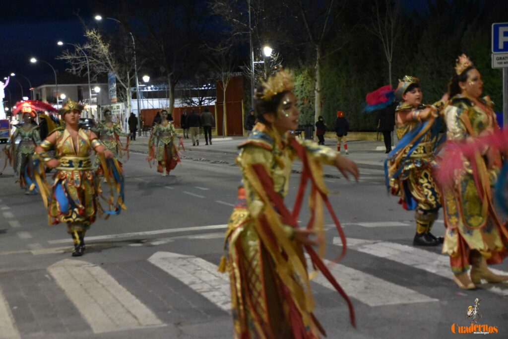 Tomelloso se planta ante el viento y firma un Desfile Nacional de Carrozas y Comparsas “de los que hacen afición” 83 desfile nacional comparsas tomelloso 2026 024