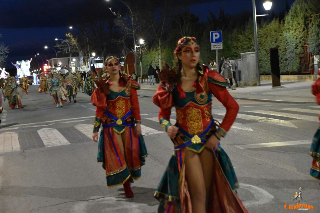 Tomelloso se planta ante el viento y firma un Desfile Nacional de Carrozas y Comparsas “de los que hacen afición” 91 desfile nacional comparsas tomelloso 2026 032