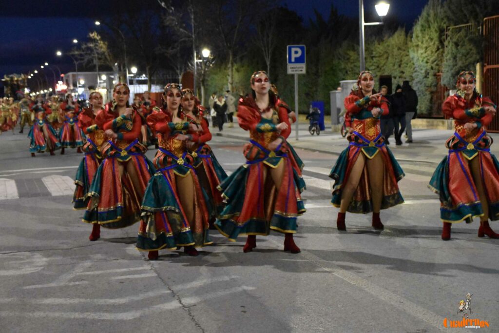 Tomelloso se planta ante el viento y firma un Desfile Nacional de Carrozas y Comparsas “de los que hacen afición” 97 desfile nacional comparsas tomelloso 2026 038