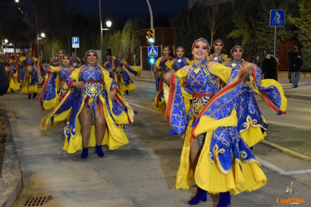 Tomelloso se planta ante el viento y firma un Desfile Nacional de Carrozas y Comparsas “de los que hacen afición” 107 desfile nacional comparsas tomelloso 2026 048